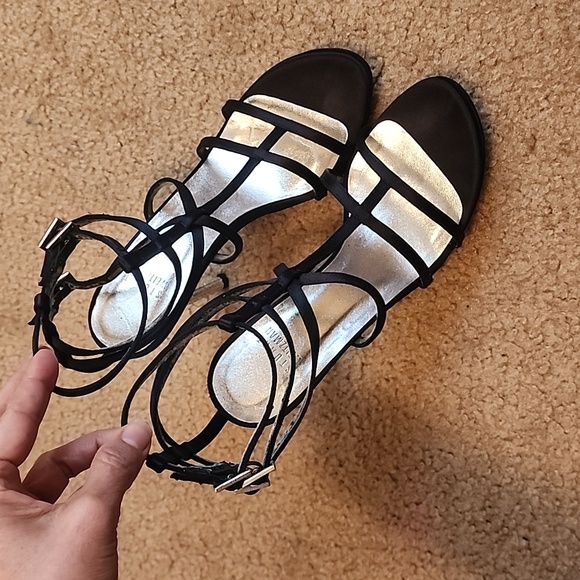 Stuart Weitzman Satin Crystal Embellishments Heels - Picture 15 of 15